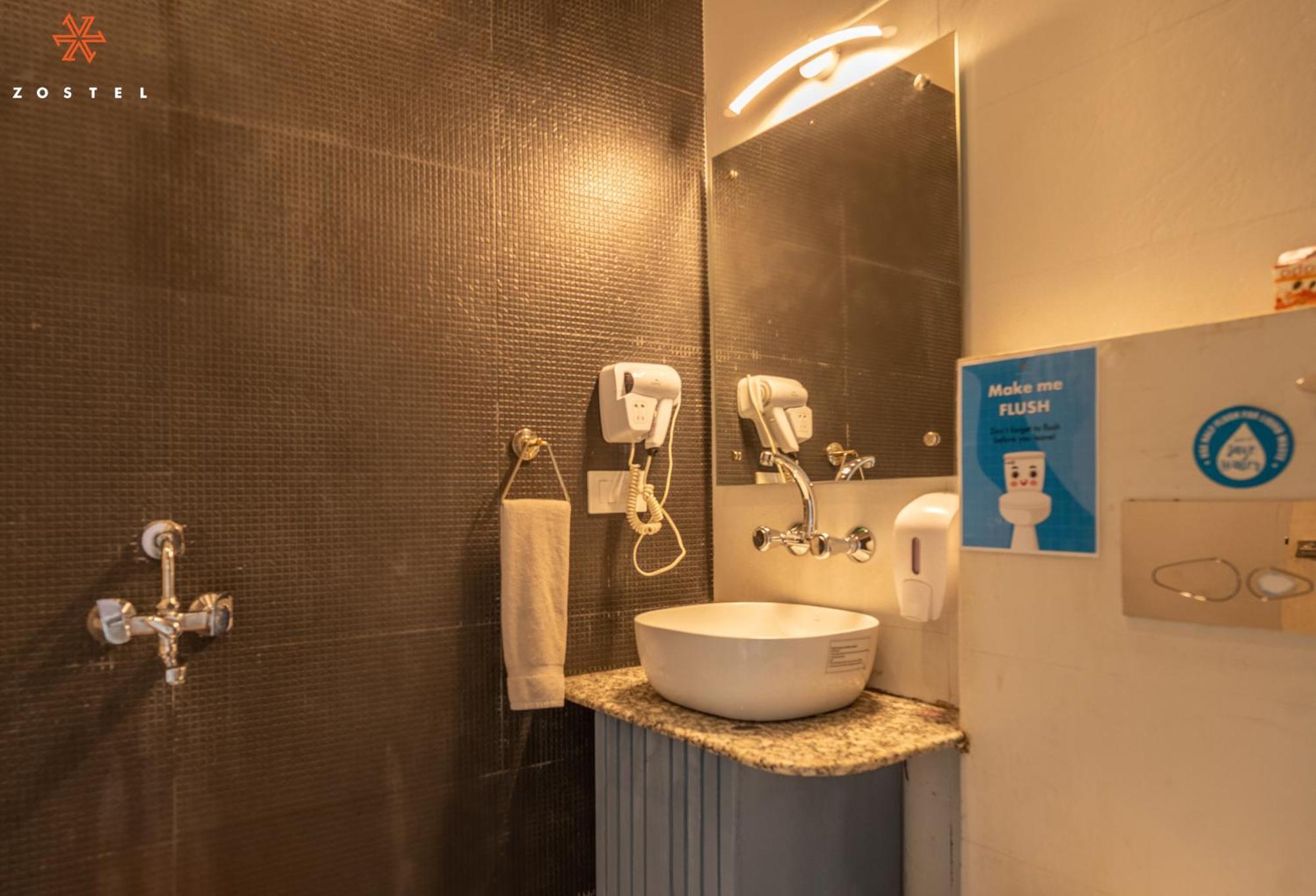 Zostel Plus Bir Extérieur photo