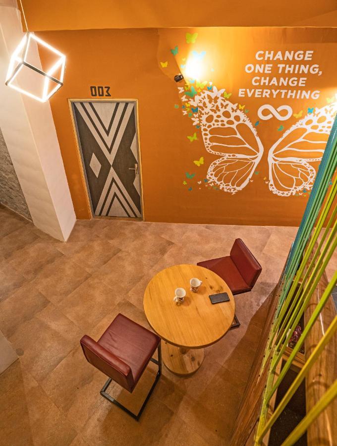 Zostel Plus Bir Extérieur photo